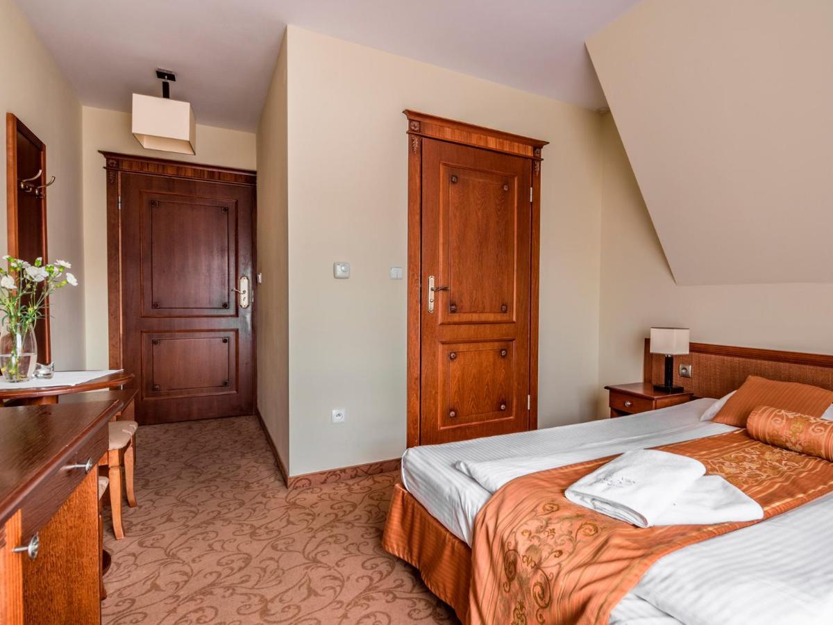 Bed & Breakfast Magnat Spa, Jacuzzi, Sauna, Teznia Solankowa 3*